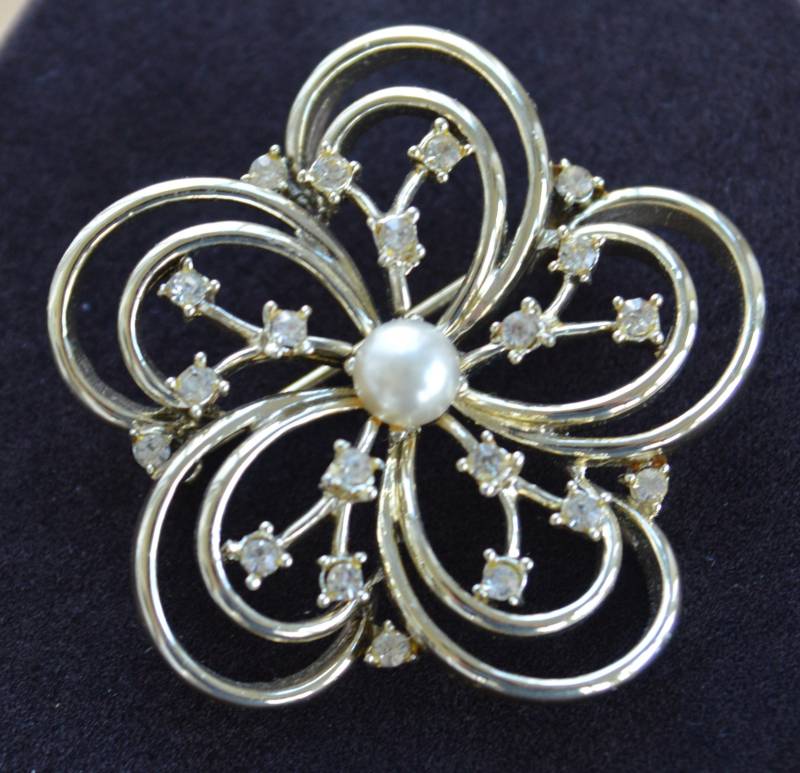 strass, Faux Perle Blumen Brosche. Gold-Ton, Vintage | Ar3 strass, Faux Perle Blumen Brosche. Gold-Ton, Vintage | Ar3 von Beadazzle27