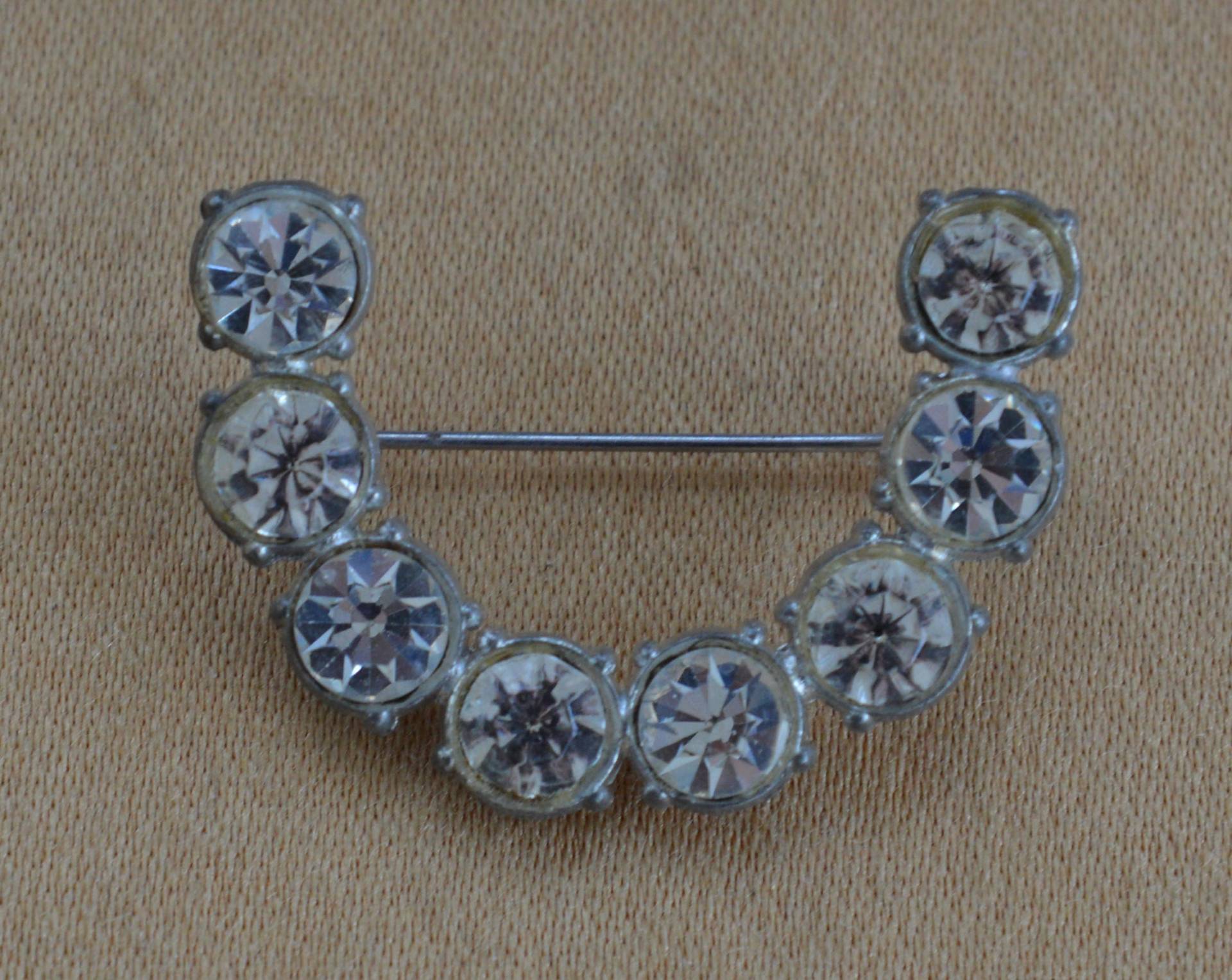 strass Halbmond Brosche, Topf Metall, Silber-Ton, Vintage, 1930 | Af5 von Beadazzle27