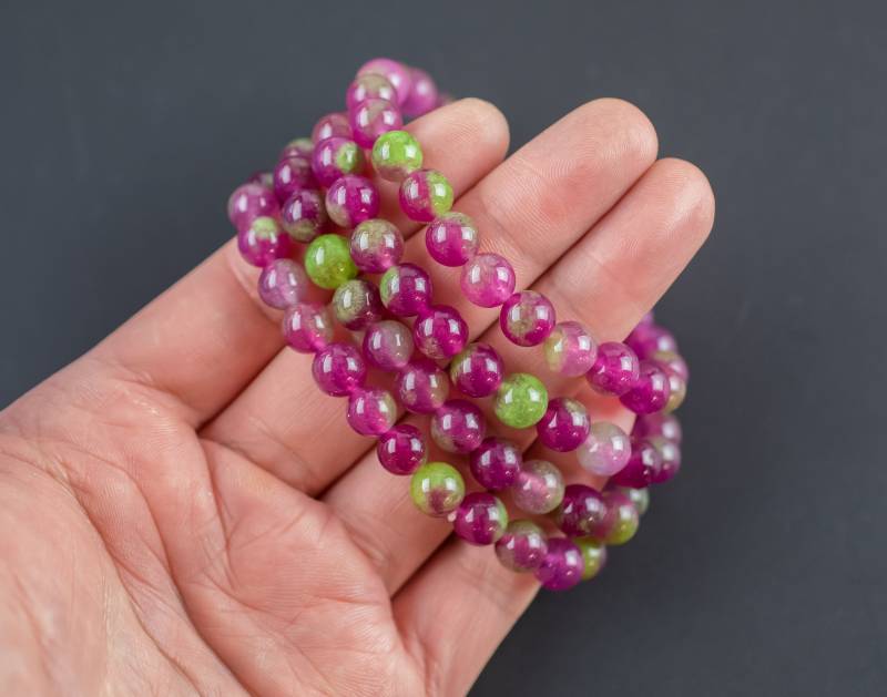 Himbeer Jade Armband Rund Größe 6 Mm Und 8 - Handmade in Den Usa Natürliche Edelstein Kristall Armbänder Handgemachter Schmuck Ca. 18cm von Beadboat1