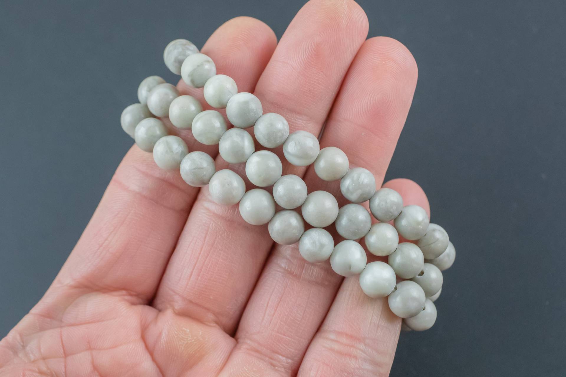 Matte Silber Gebänderter Jaspis Druzy Größe 6 Mm Und 8 Mm - Handgemacht in Den Usa - Ca. 7 "Armband Kristallarmband Matte Silber Gebänderter Jaspis Druzy Größe 6 Mm Und 8 Mm - Handgemacht in Den Usa - Ca. 7 "Armband Kristallarmband von Beadboat1