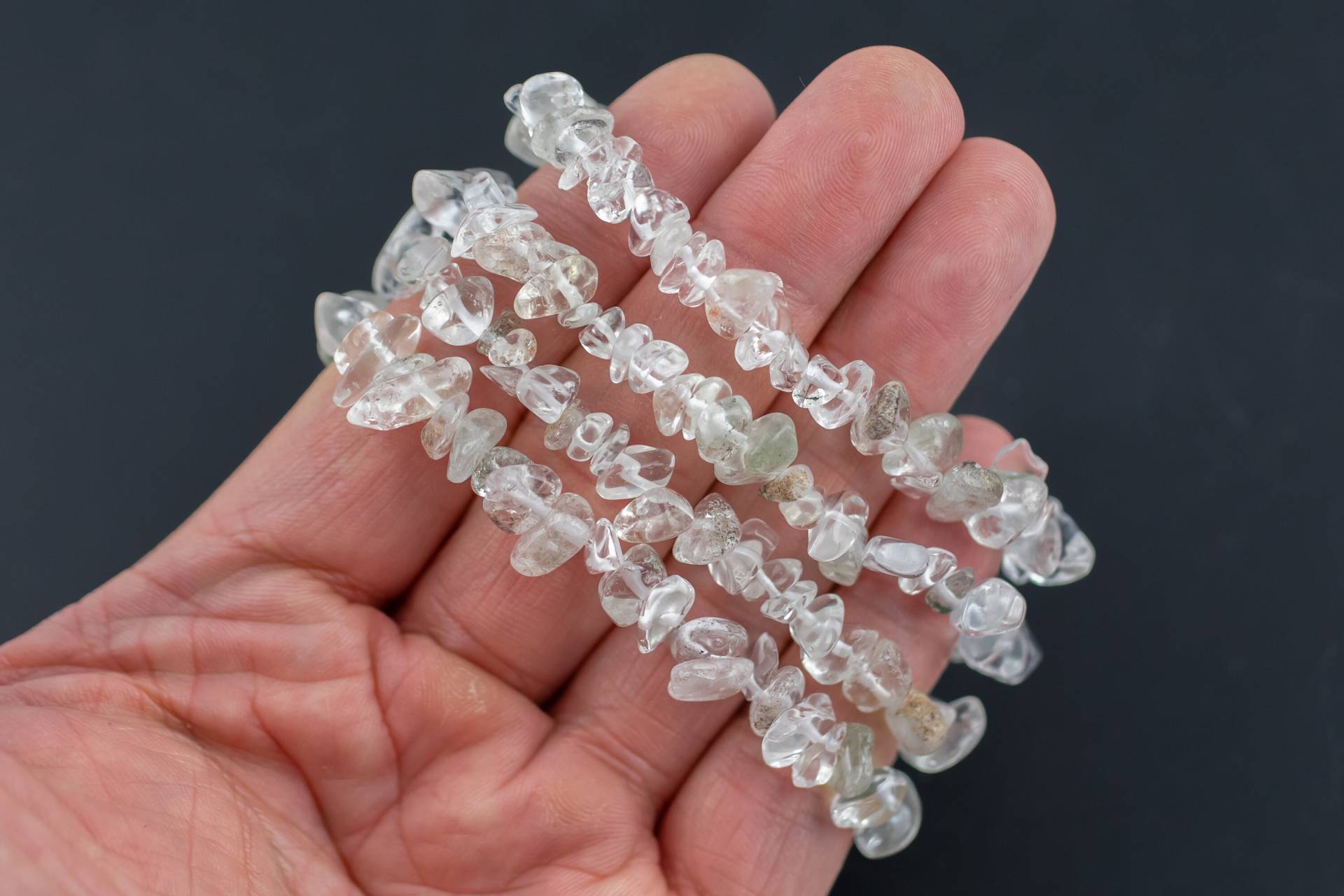 Phantomquarz-Chip-Armband Stretchy String Armband Natürliche Edelstein-Kristall-Armbänder Vorgeladenes Handgemachtes Schmuck-Armband Phantomquarz-Chip-Armband Stretchy String Armband Natürliche Edelstein-Kristall-Armbänder Vorgeladenes Handgemachtes Schmuck-Armband von Beadboat1