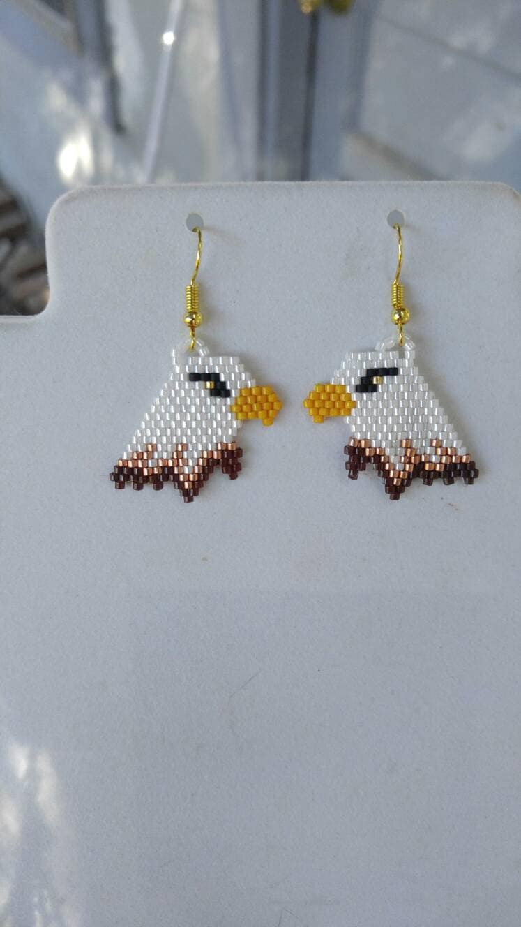 Weißkopfseeadler Ohrringe Indigener Stil Boho Schmuck Weißkopfseeadler Ohrringe Indigener Stil Boho Schmuck von BeadedCreationsetc