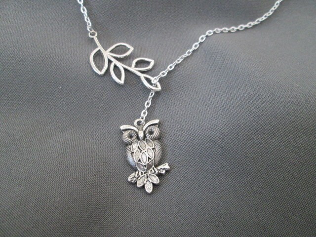 Eule Und Ast Lariathalskette von BeadedDesignsJacquie