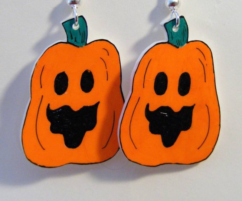 Glücklich Jack-Kunststoff-Halloween-Ohrringe von BeadedFrog