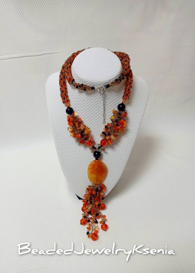 Dekoration Perlen Halskette Schmuck Schwarze Ukrainisch Herbst Geschenk Für Mädchen Handgemachte von BeadedJewelryKsenia