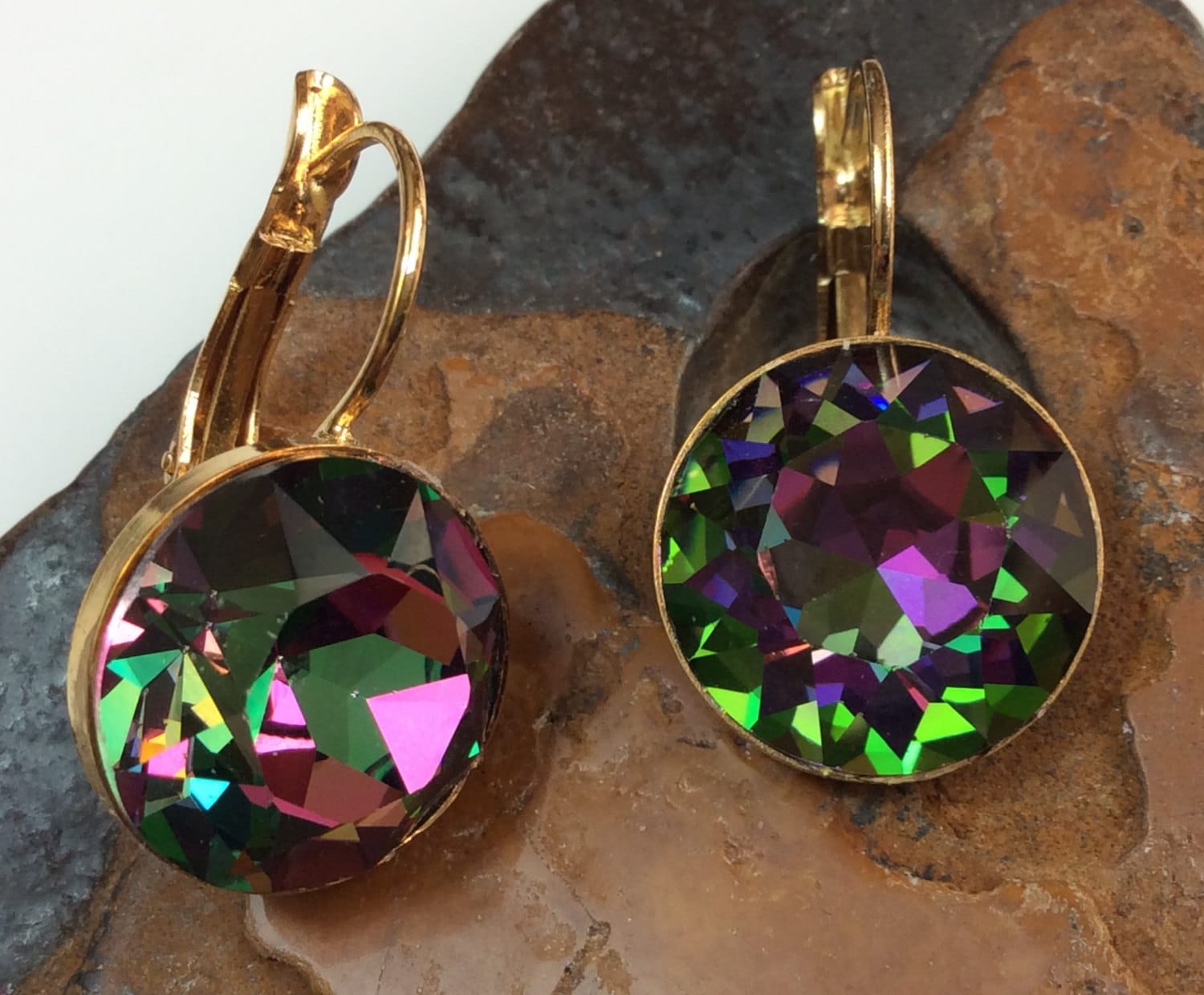 Vintage Swarovski Kristall Ohrringe Vergoldete Brisur, Mehrfarbig von BeadersPassion