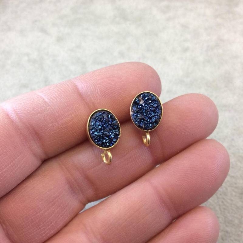 Dunkelblaue Druzy Ohrstecker Vergoldete Ovale Anhänger | 8 Mm X 10 Mm von Beadlanta