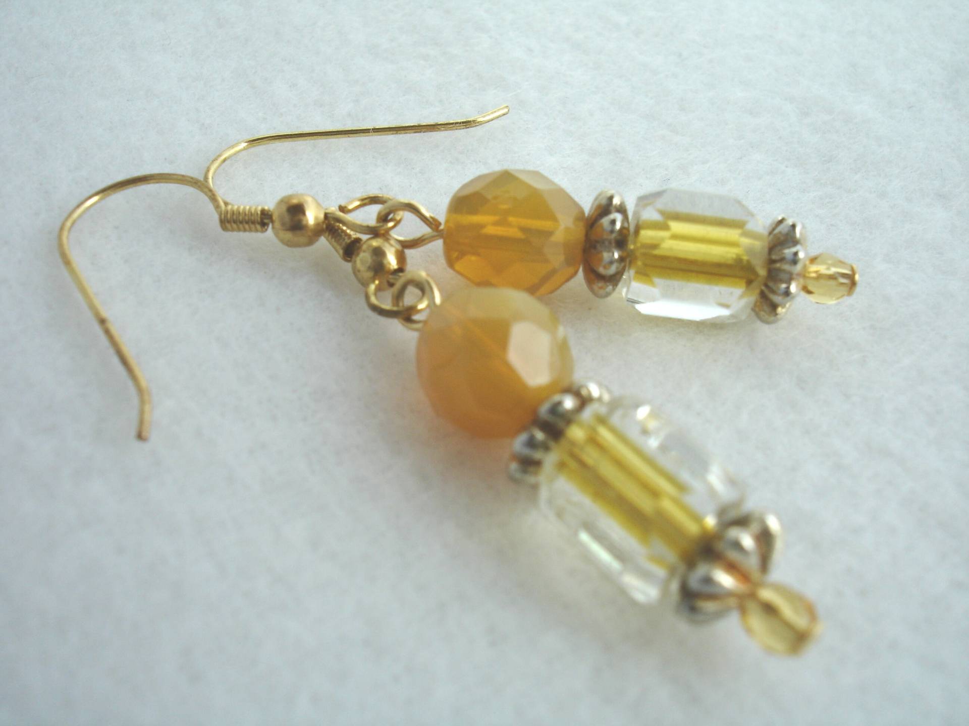 Ohrringe Mit Vintage-Kristallen, Gelbe Kristallohrringe, Vergoldet Ohrringe Mit Vintage-Kristallen, Gelbe Kristallohrringe, Vergoldet von BeadsByBev