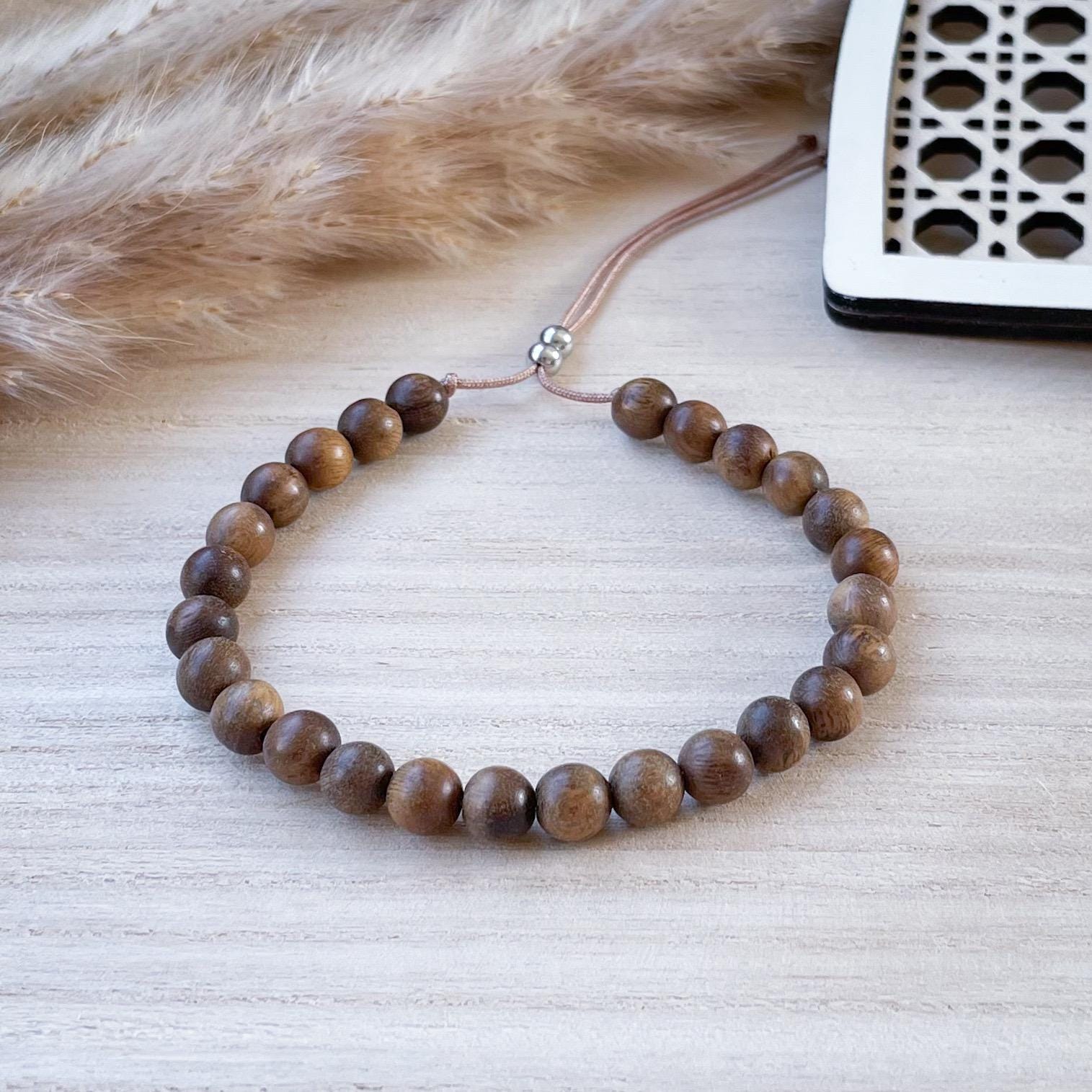 Sandelholz Perlenarmband Olivbraun | Unisex Wunderschönes Armband Mit Holzperlen Für Männer Und Frauen von BeadsByTasja