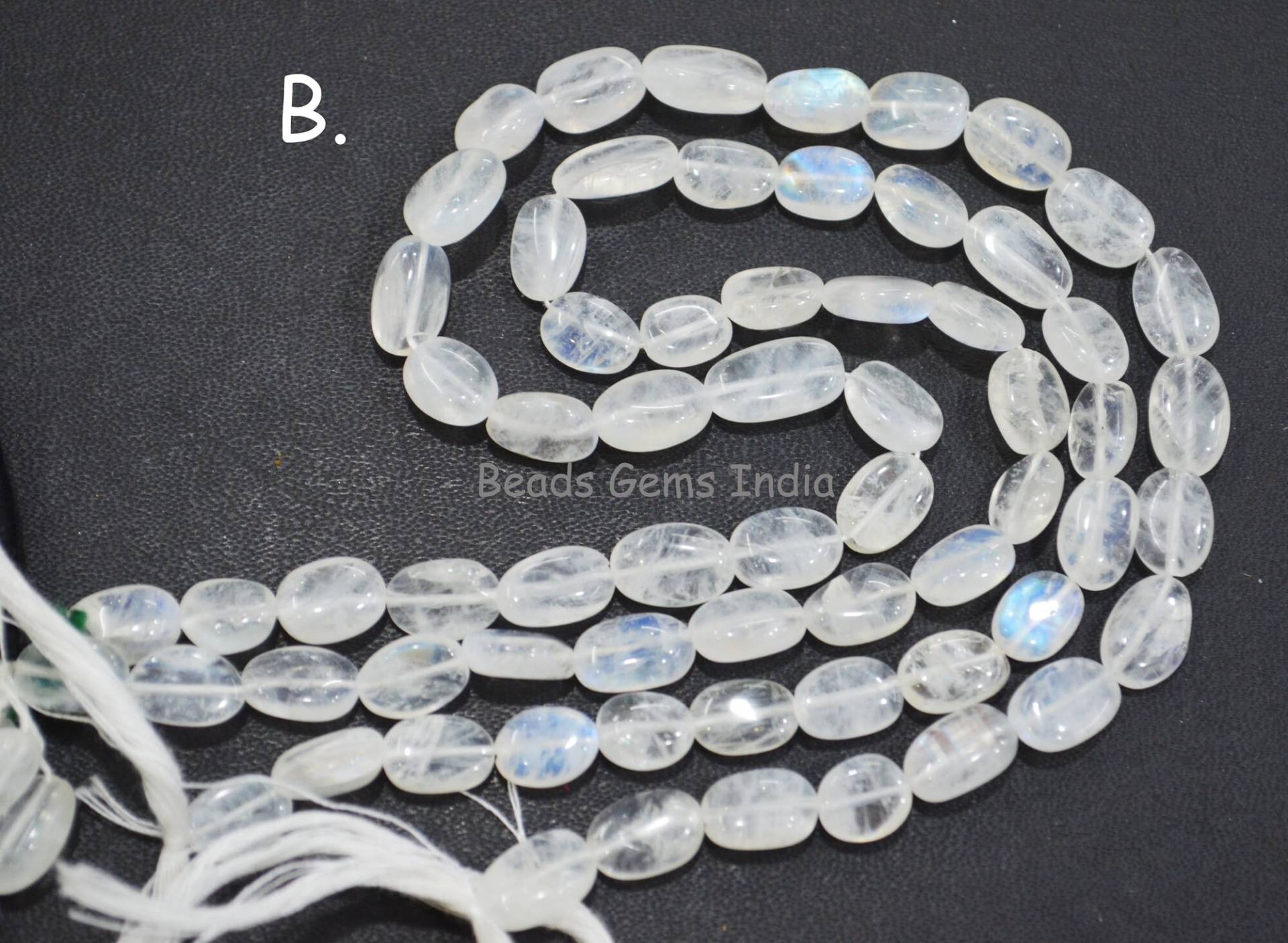 Natürliche Regenbogen Mondstein Oval Form Perlen, Glatte Brioletten, Strang Verkauft, 5x7 - 7x10 Mm, 13 ", 19Bgi956 Natürliche Regenbogen Mondstein Oval Form Perlen, Glatte Brioletten, Strang Verkauft, 5x7 - 7x10 Mm, 13 ", 19Bgi956 von BeadsGemsIndia