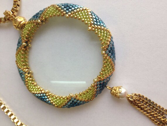 Lupe Verpackt Mit Perlenstickerei, Handgefertigt, Wunderbares Geschenk von BeadsHead