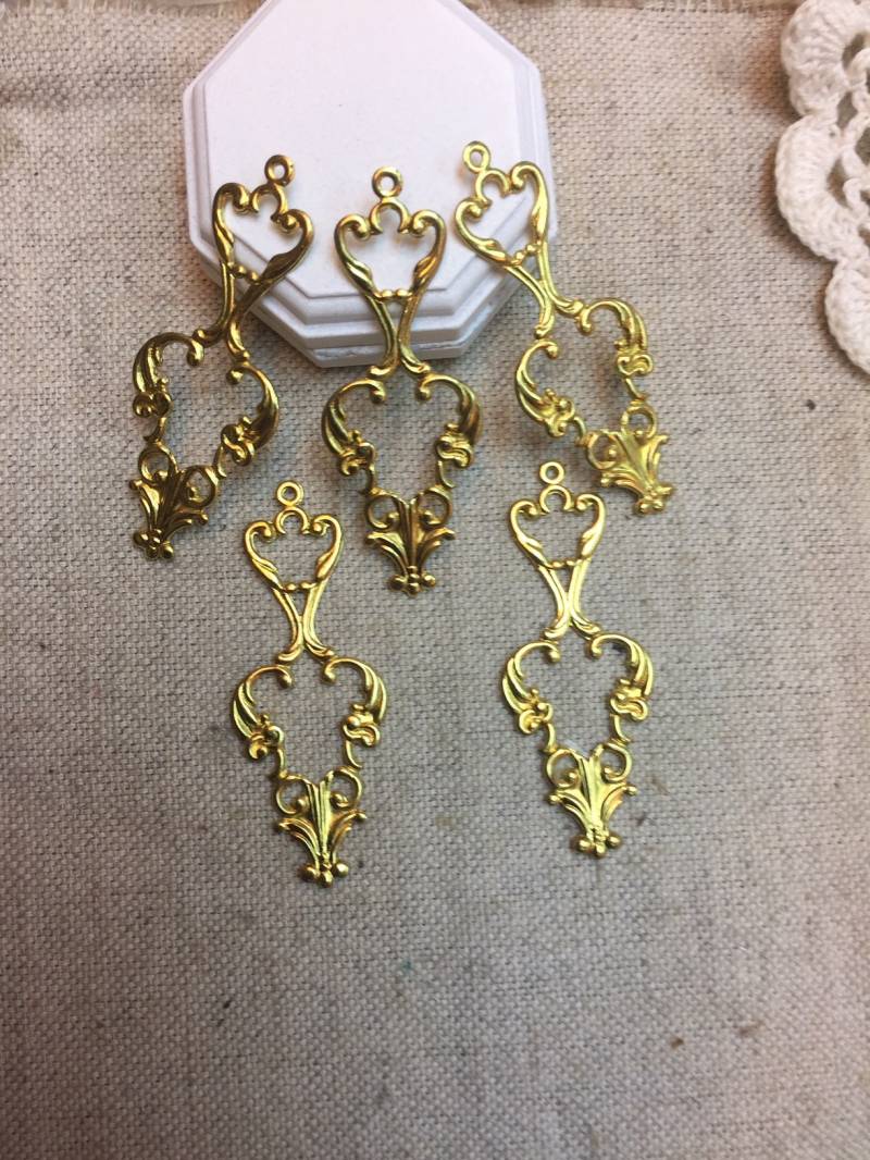 24 Stück | 35 Mm/42 Mm Rohmessing Stanzen Finden Filigrane Stanzungen Anschlüsse Einstellung von BeadsHouse