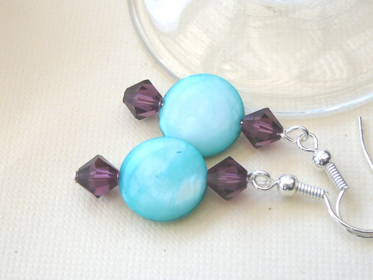 Amethyst Und Blass Blaue Ohrringe von BeadsMe