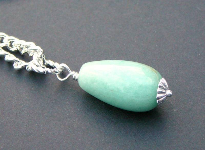 Aventurin Umwickelt An Einer Vergoldeten Kette - Lucious Wald von BeadsMe