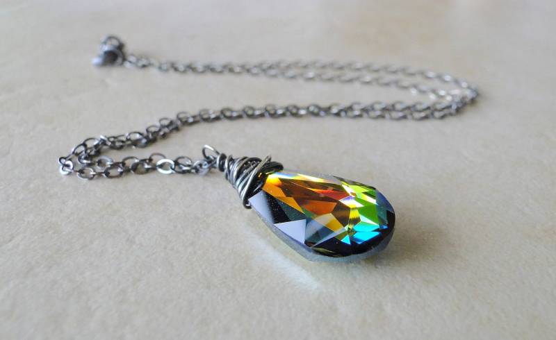 Draht Gewickelt Kette Auf Eine Aus Sterlingsilber, Multi-Farbigen Swarovski Kristall Briolette, | 429 von BeadsMe