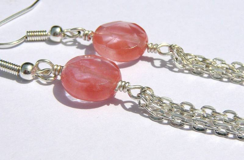 Erdbeere Rosa Lange Ohrringe von BeadsMe