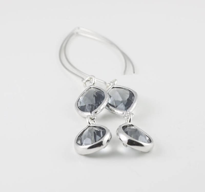 Holzkohle Glasohrringe, Silber Ton Umrahmt Teardrops von BeadsMe