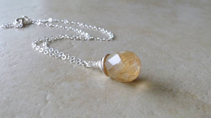 Kaffee Quarz Teardrop, Draht Gewickelt Auf Einer Sterling Silberkette, Kette von BeadsMe
