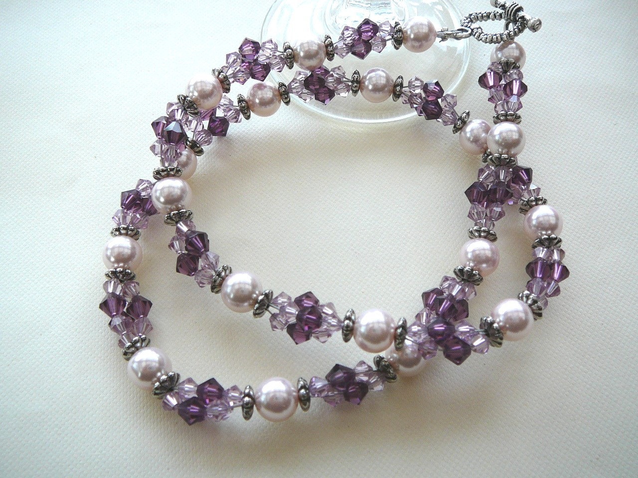 Lila Passion, Swarovski Kristalle, Glasperlen Halskette von BeadsMe