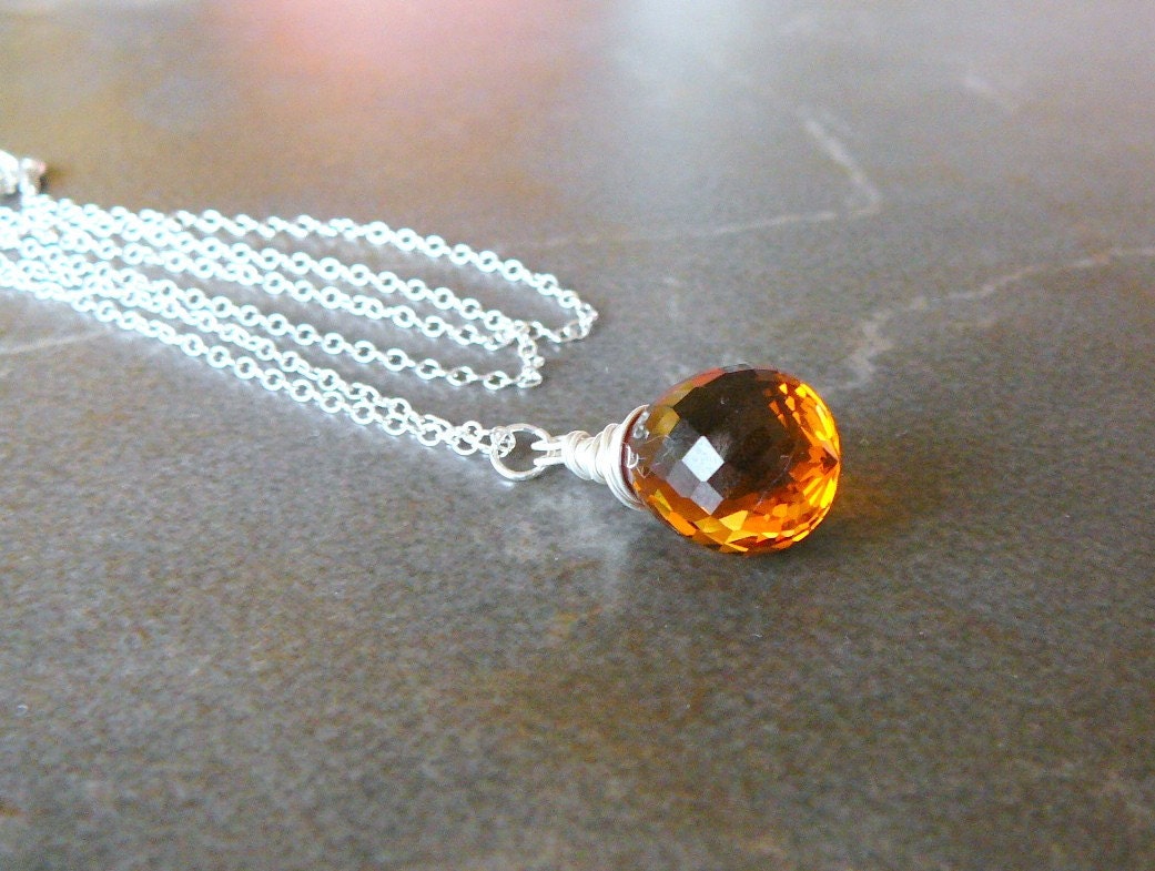 Medeira Citrin Briolette Halskette Und Sterling Silberkette von BeadsMe