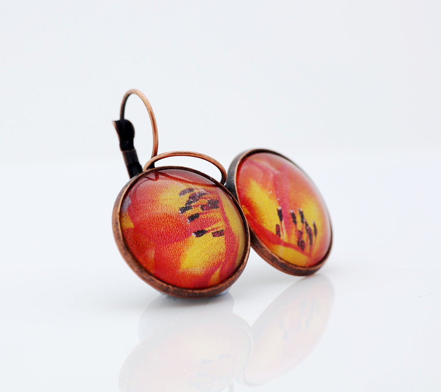 Orange Blume Ohrringe, Abstrakte Fotografie, Jahrgang Bronze von BeadsMe