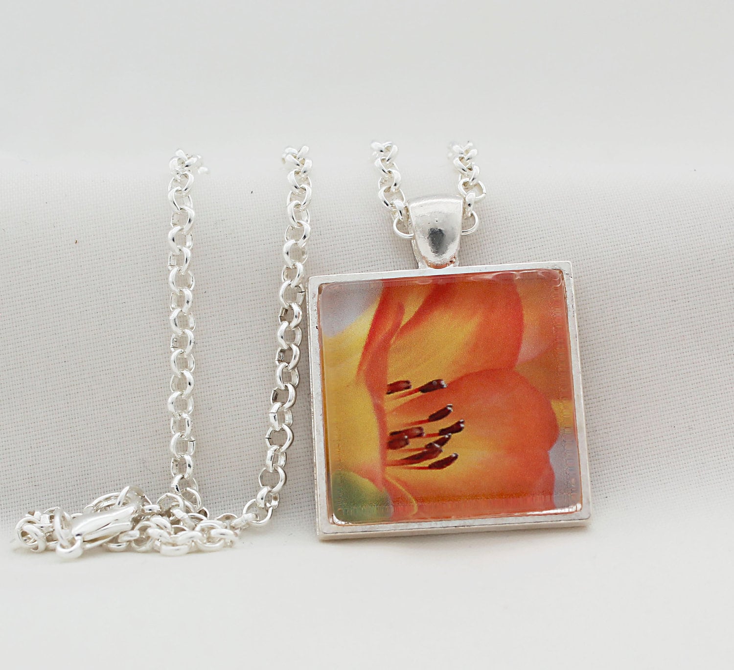 Orange Blume in Voller Blüte, Fotografie, Foto-Schmuck, Naturfotografie von BeadsMe