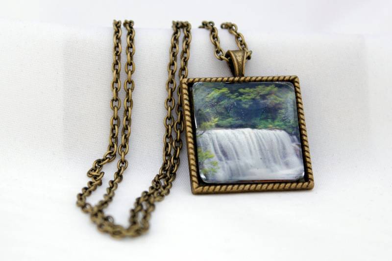 Platz Wasserfallanhänger, Messing Antik, Fotografie, Halskette, Foto-Schmuck von BeadsMe