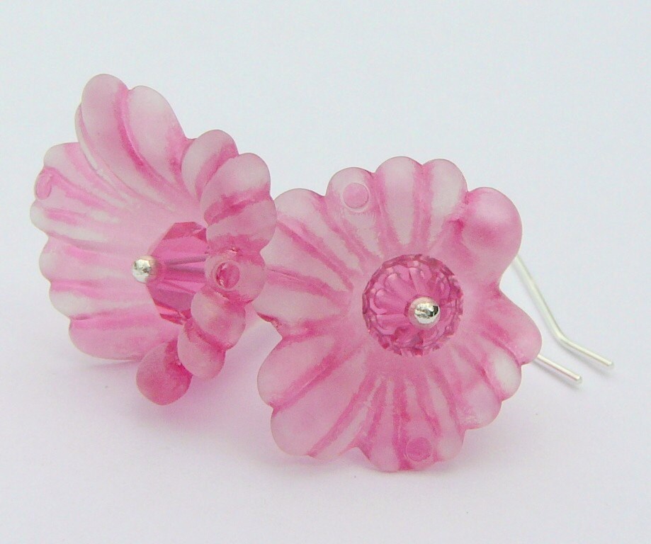 Rote Lilie Ohrringe Komplett Mit Swarovski-Kristallen von BeadsMe