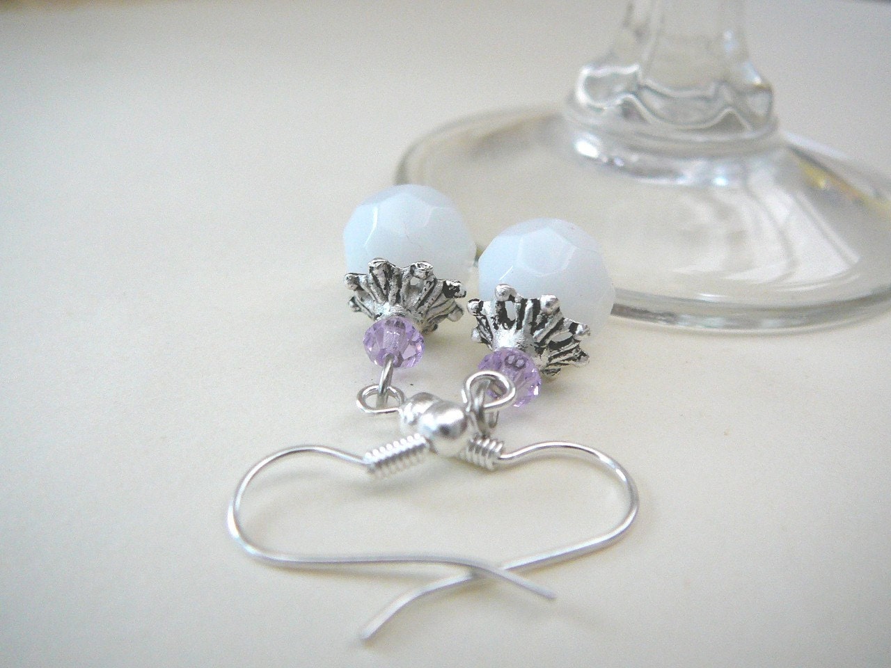 Schnee Weiße Ohrringe von BeadsMe