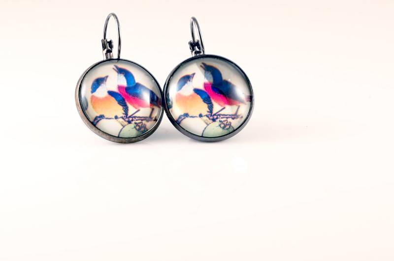 Vogelohrringe, Bild-Schmuck, Zwei Vögel Auf Einem Ast, Fine Art Vogelohrringe von BeadsMe