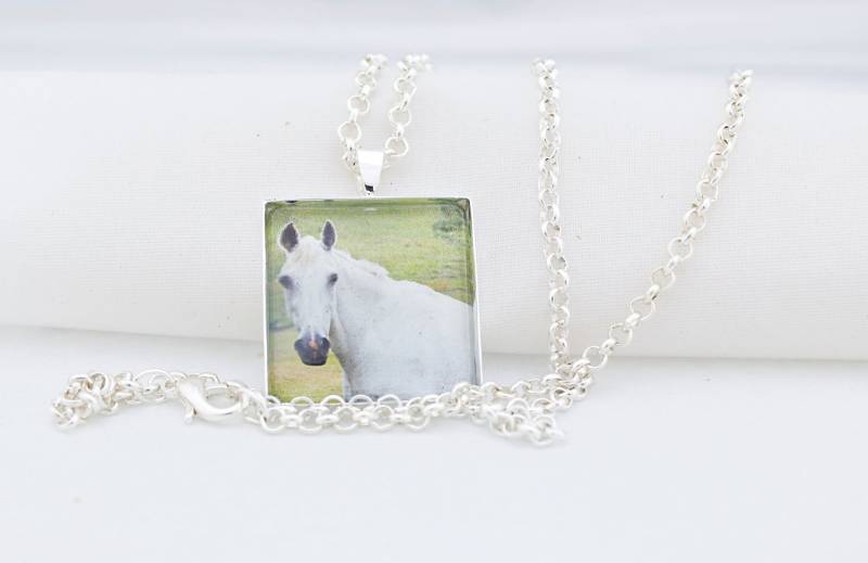 Weißes Pferd Halskette, Glänzend Silber, Fotografie, Foto-Schmuck, Foto von BeadsMe