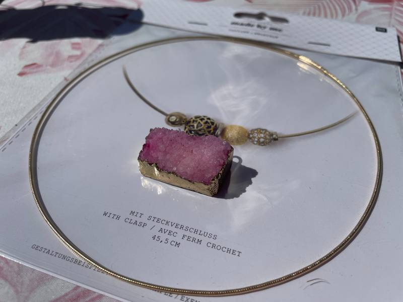 Quarz-Drusi Schmuck - Anhänger | Gold Gefasst Optional Mit Halsreif | Silber von BeadsPerMinuteDE