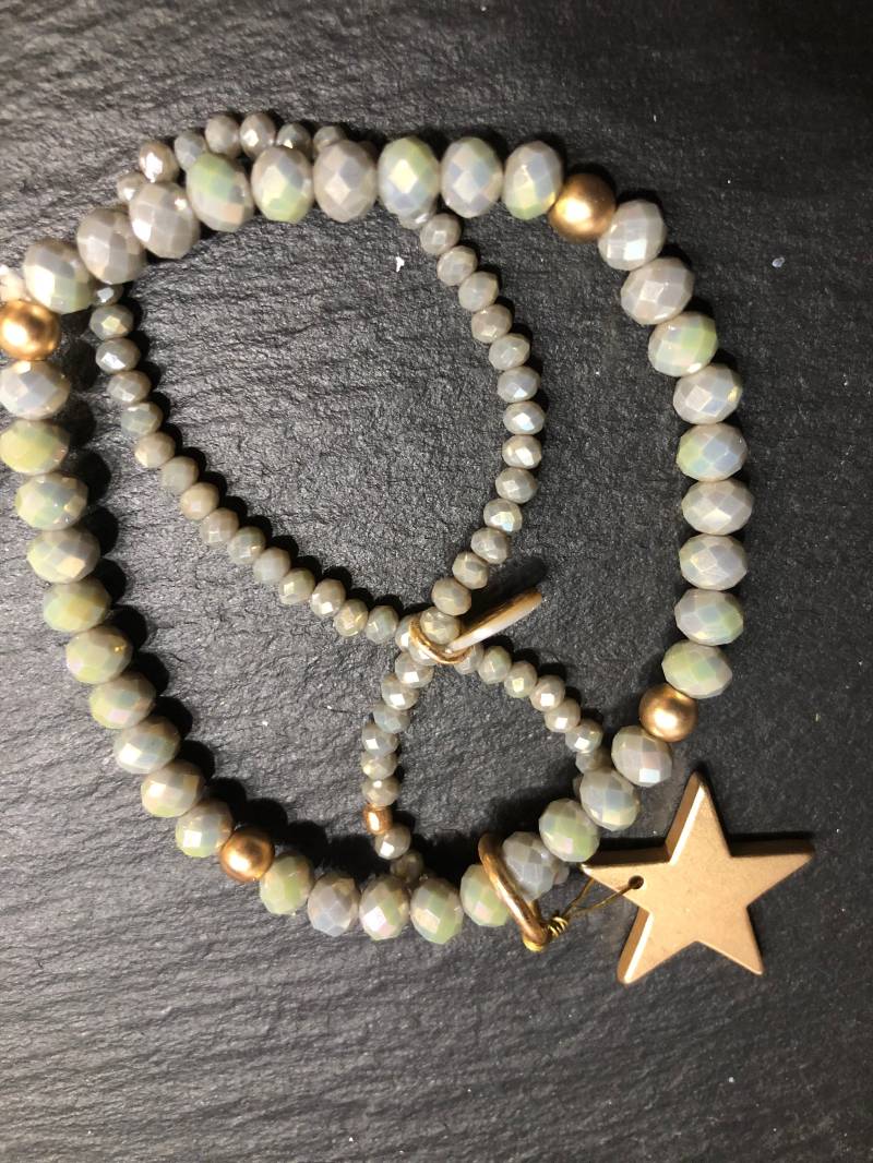 Schmuck To Go - Feine Mehrreihige Armbänder Oder Ohrringe Filigran Barock Für Jeden Etwas Dabei von BeadsPerMinuteDE