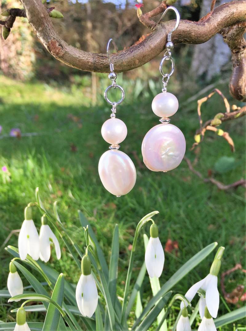 Münze Perle Silber Baumeln Und Tropfen Ohrringe, Sterling Hirtenhaken, Beste Freundin, Geschenk Braut, Brautjungfer Münze Perle Silber Baumeln Und Tropfen Ohrringe, Sterling Hirtenhaken, Beste Freundin, Geschenk Braut, Brautjungfer von BeadsoftheWorldShop