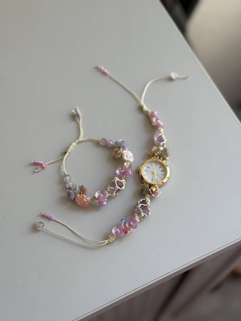 Glasperlen-Armband Secret Garden Stein, Goldanhänger von BeadspellJewelry