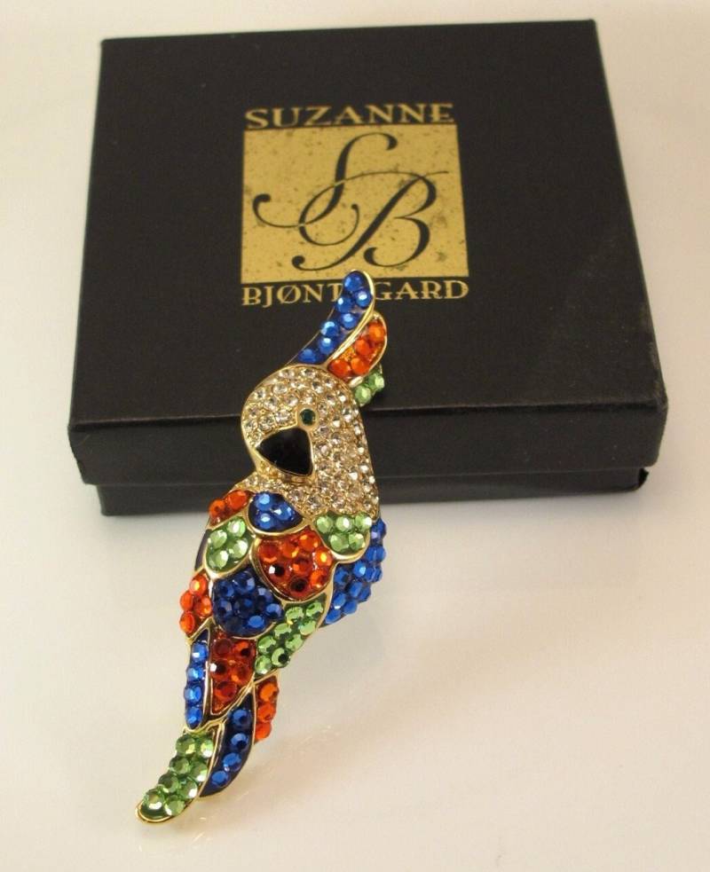 Vintage Suzanne Bjontegard Strass Kakadu Pin, Groß von BeakChicJewelry