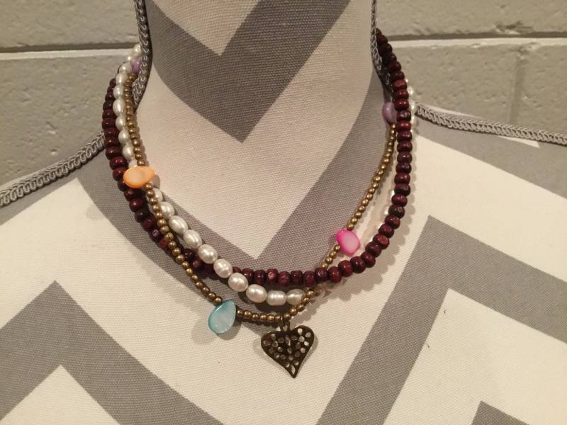 Perle Und Perlen Geschichtete Halskette von BeansandThreads