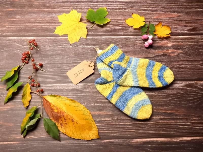 Socken Gr. 27/28 Handgestrickt - Spendenaktion Socken Gr. 27/28 Handgestrickt - Spendenaktion von BearBelsSockenShop