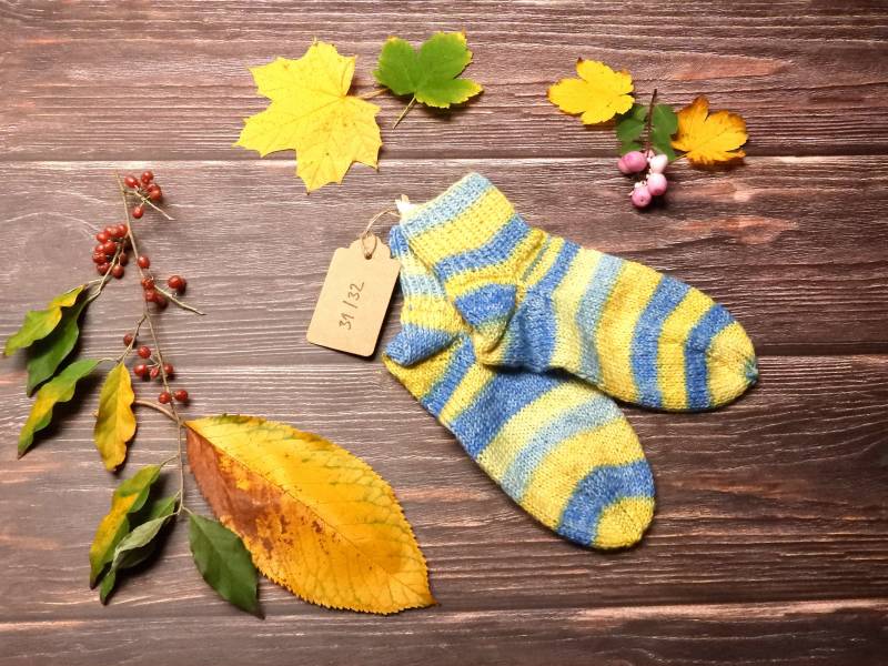 Socken Gr. 31/32 Handgestrickt - Spendenaktion Socken Gr. 31/32 Handgestrickt - Spendenaktion von BearBelsSockenShop