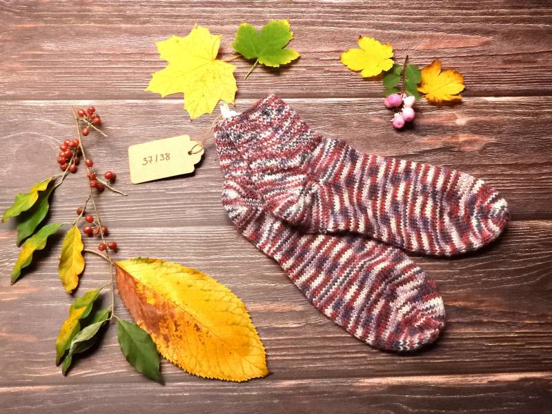 Socken Gr. 37/38 Handgestrickt - Spendenaktion von BearBelsSockenShop