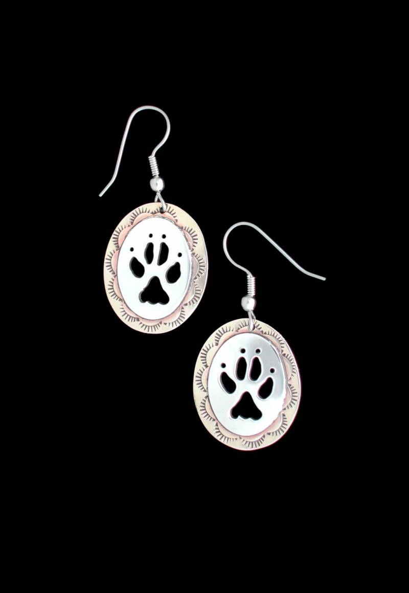 Wolf Pfote Ohrringe Aus Sterling Silber Mit Messing-Träger-Handarbeit, Handgefertigt, Handgeschliffenes von BearpawJewellery