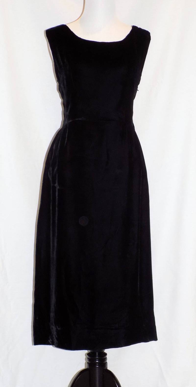 Lippenstift Und Perlen | Jahrgang 1960 Schwarz Samt Etuikleid/Mod Cocktail-Kleid M von BeasForgottenCloset