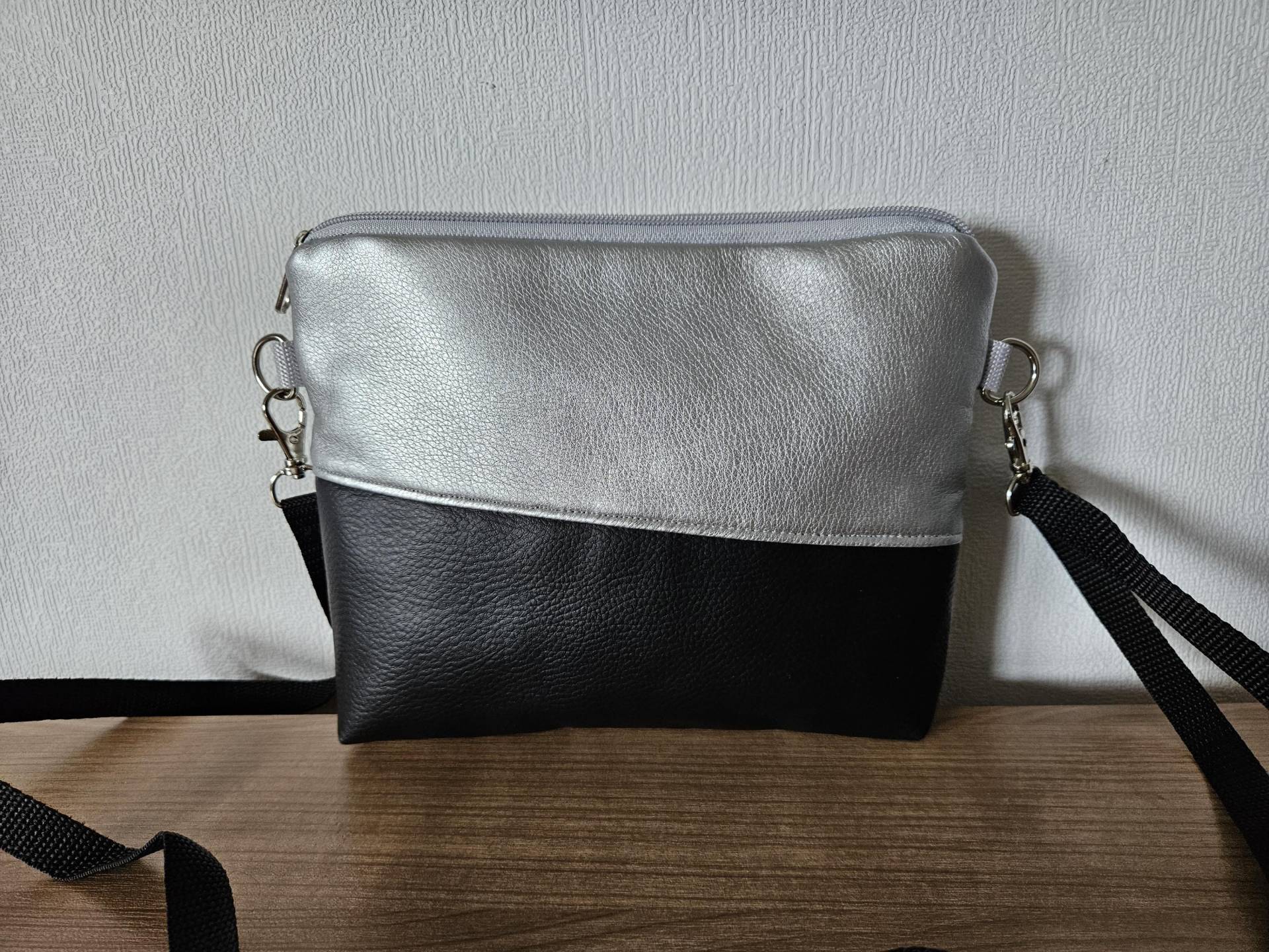 Kleine Umhängetasche Tasche Handtasche Party Innenfächer Kunstleder Handgefertigt Neu von BeatesKreativShop