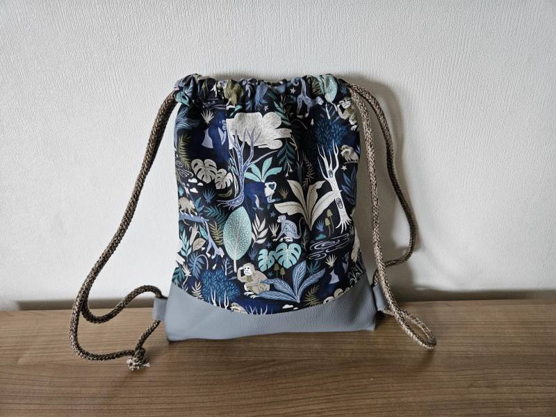 Turnbeutel Sportbeutel Sporttasche Rucksack Gefüttert Reißverschlussfach Dschungeltiere Motiv Kinder Baumwollstoff Kunstleder Handgefertigt von BeatesKreativShop