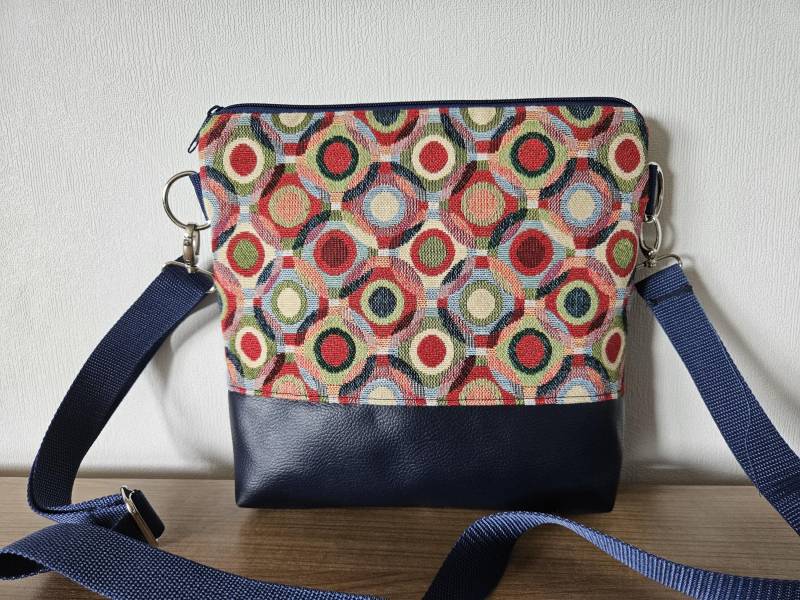 Umhängetasche Schultertasche Handtasche Damentasche Innenfächer Gobelinstoff Kunstleder Bunte Kreise Muster Handgefertigt Neu von BeatesKreativShop