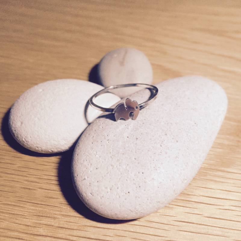 Sterling Silber Elefant Ring Hand Geschnitten Tier Stapelring von BeatificJewellery