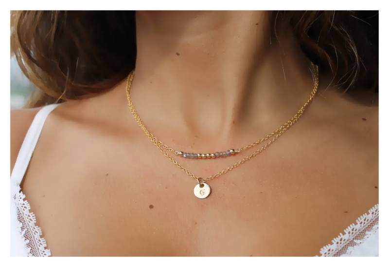Schichtkette Labradorit, Initialscheibe, 14K Gold Filled von BeaucoupdeBeads
