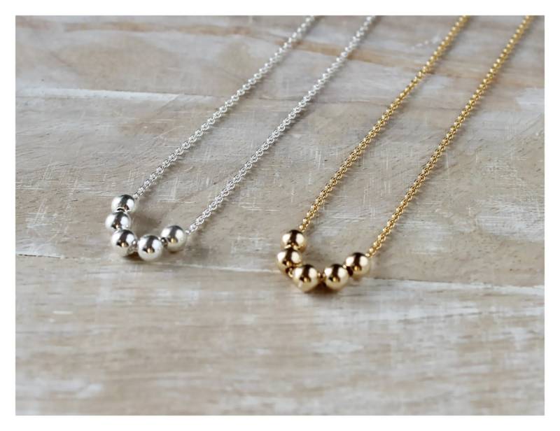 Perlen Halskette Sterling Silber Oder 14K Gold Filled Kugel 5 Mm Floating Beads Zierliche Geburtstagsgeschenk B208 von BeaucoupdeBeads