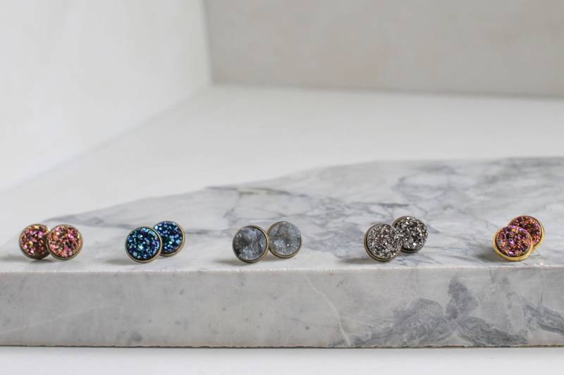 Druzy Ohrringe Mit Bronze-Setting Druzy Ohrringe Mit Bronze-Setting von Beaucycled