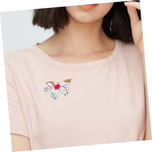 Beaupretty 8 Stück Teiliges Plüsch Pferd Broschen Charms Weiche DIY Anhänger für Taschen Kleidung Schals Leichte Niedliche Pferde Broschen zum Basteln und Dekorieren von Beaupretty